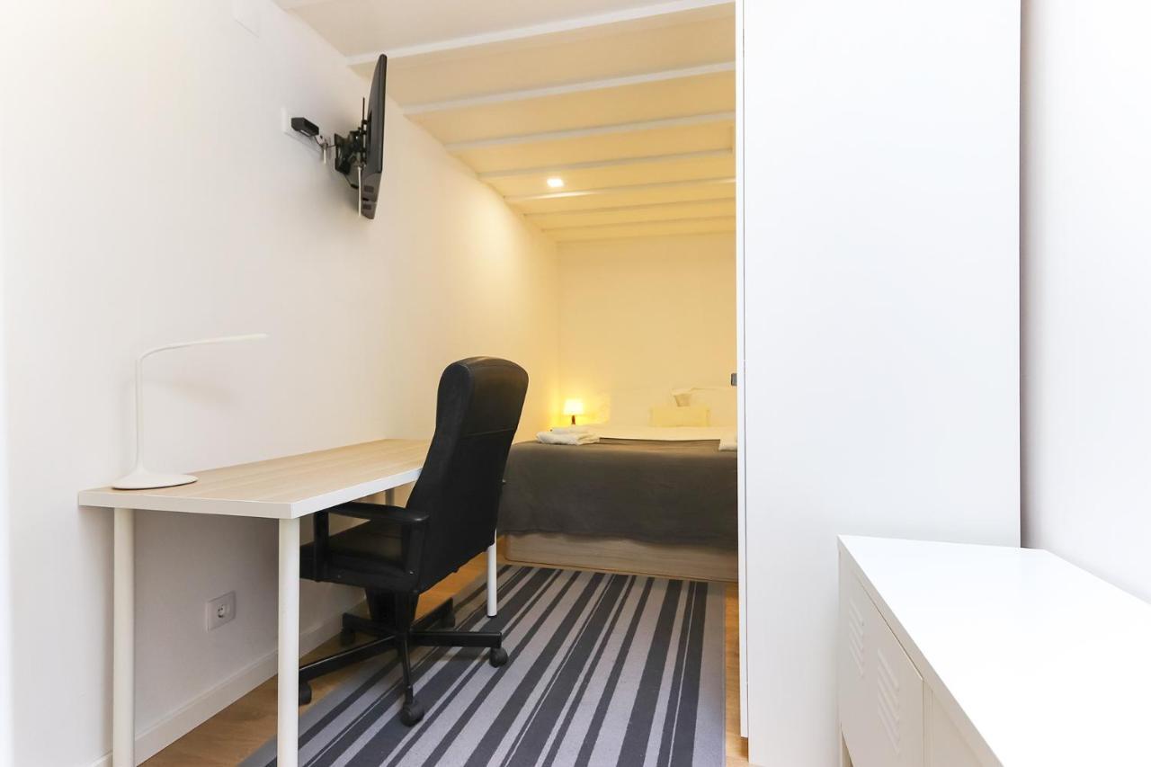 Apartment Wal Apartments- 3 Bedrooms With Parking Space *