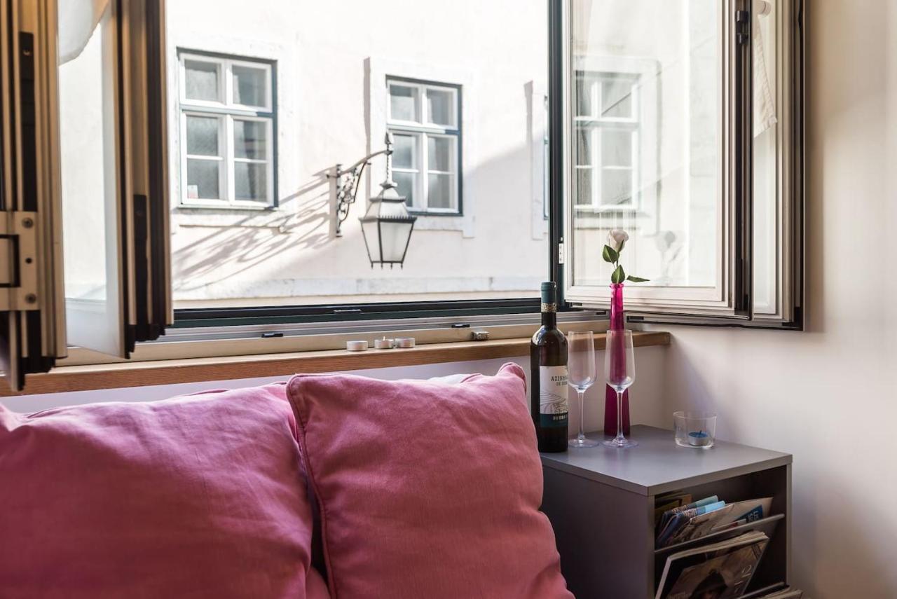 Apartamento No Coracao Do Chiado, Rua Garrett Apartment Lisbon