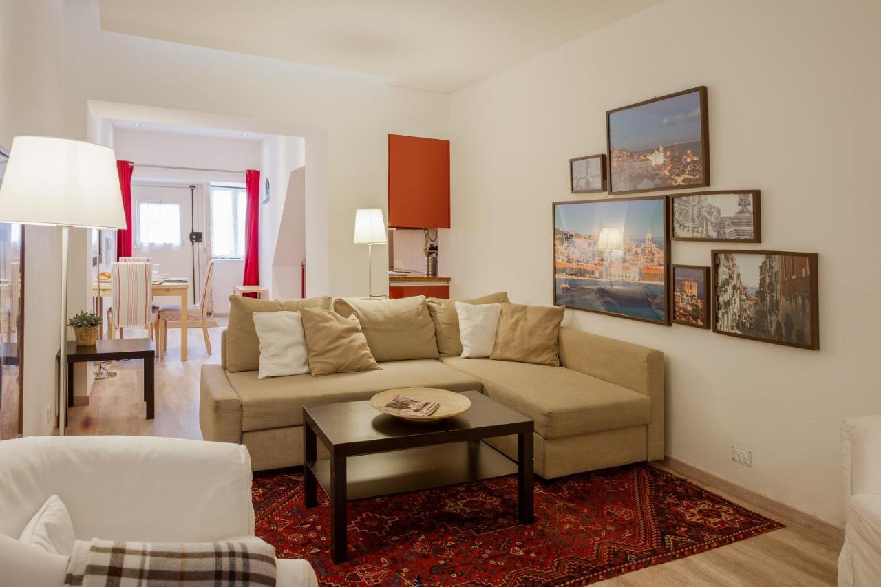 Apartment Charming Flat In Lisbon's Center! *