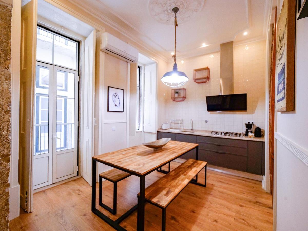 Apartment Correeiros 174 -the Place To Be *