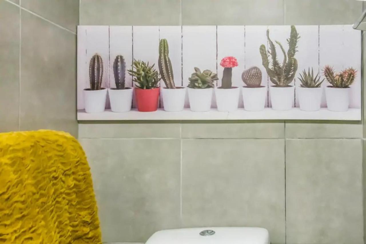 Home4u - Secret In Center Apartment