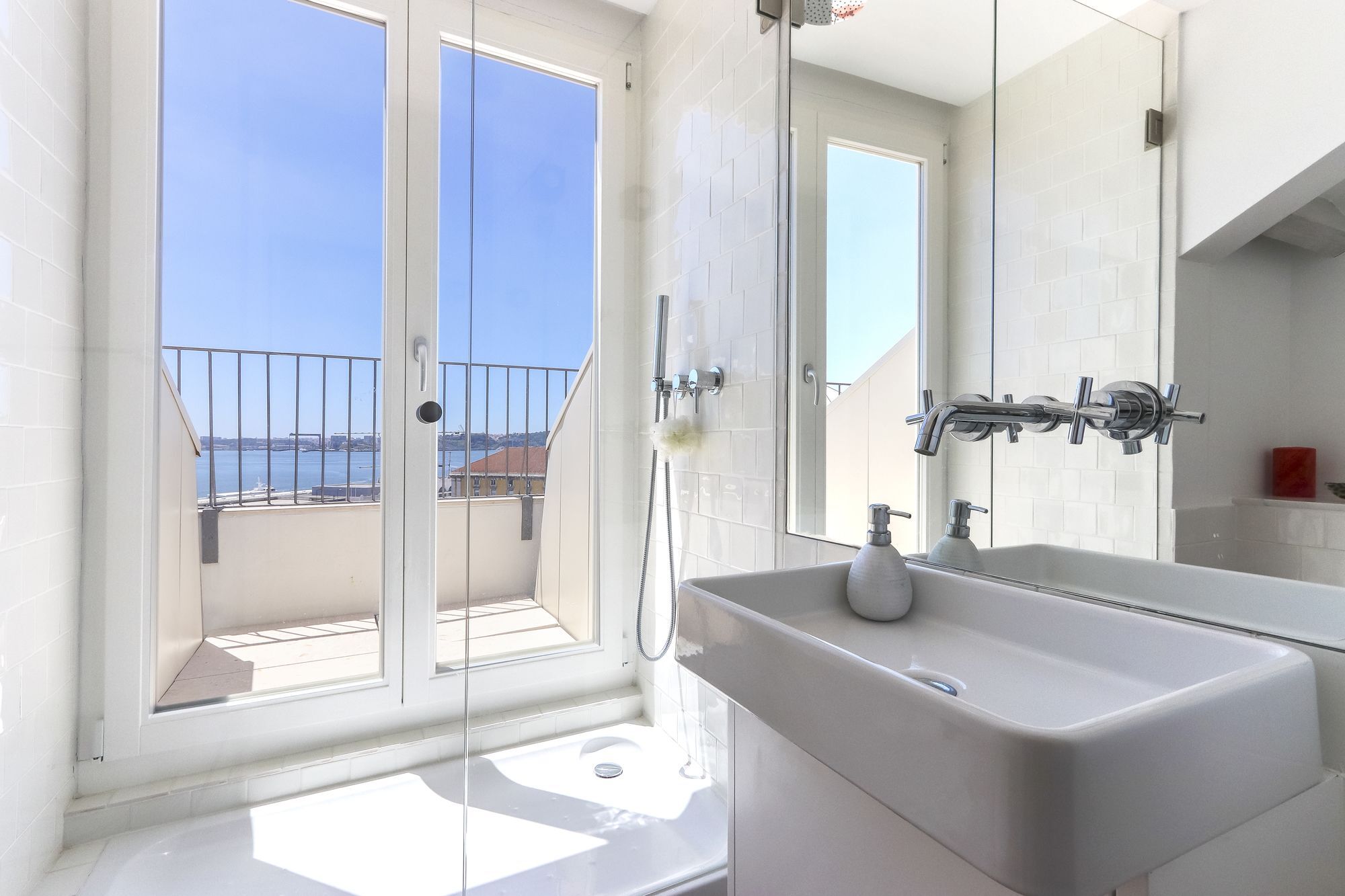 Apartment Alfama Golden View By Homing *