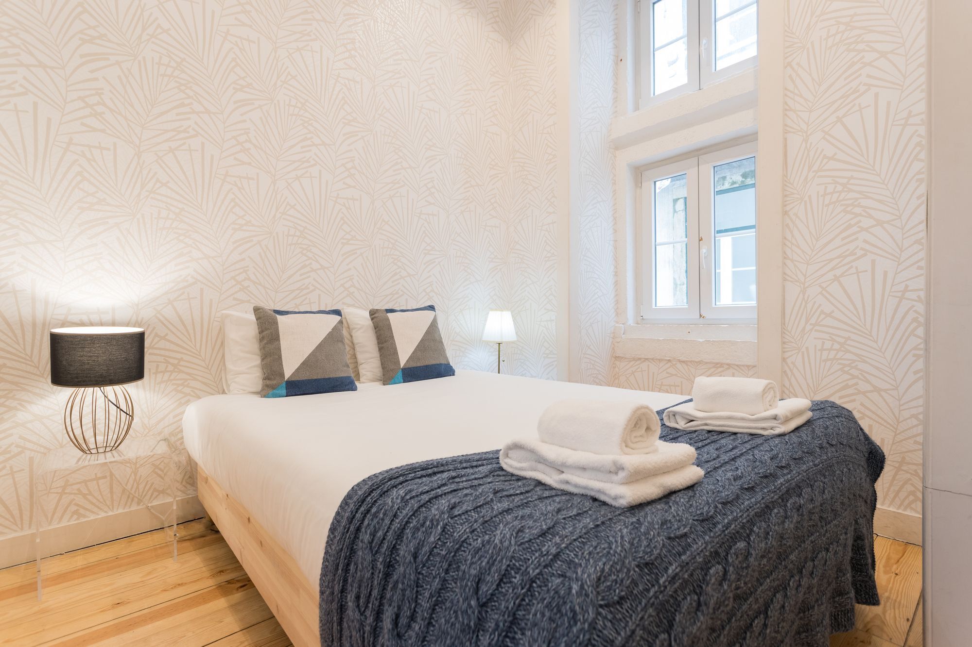 Modern Baixa By Lu Holidays Apartment Lisbon