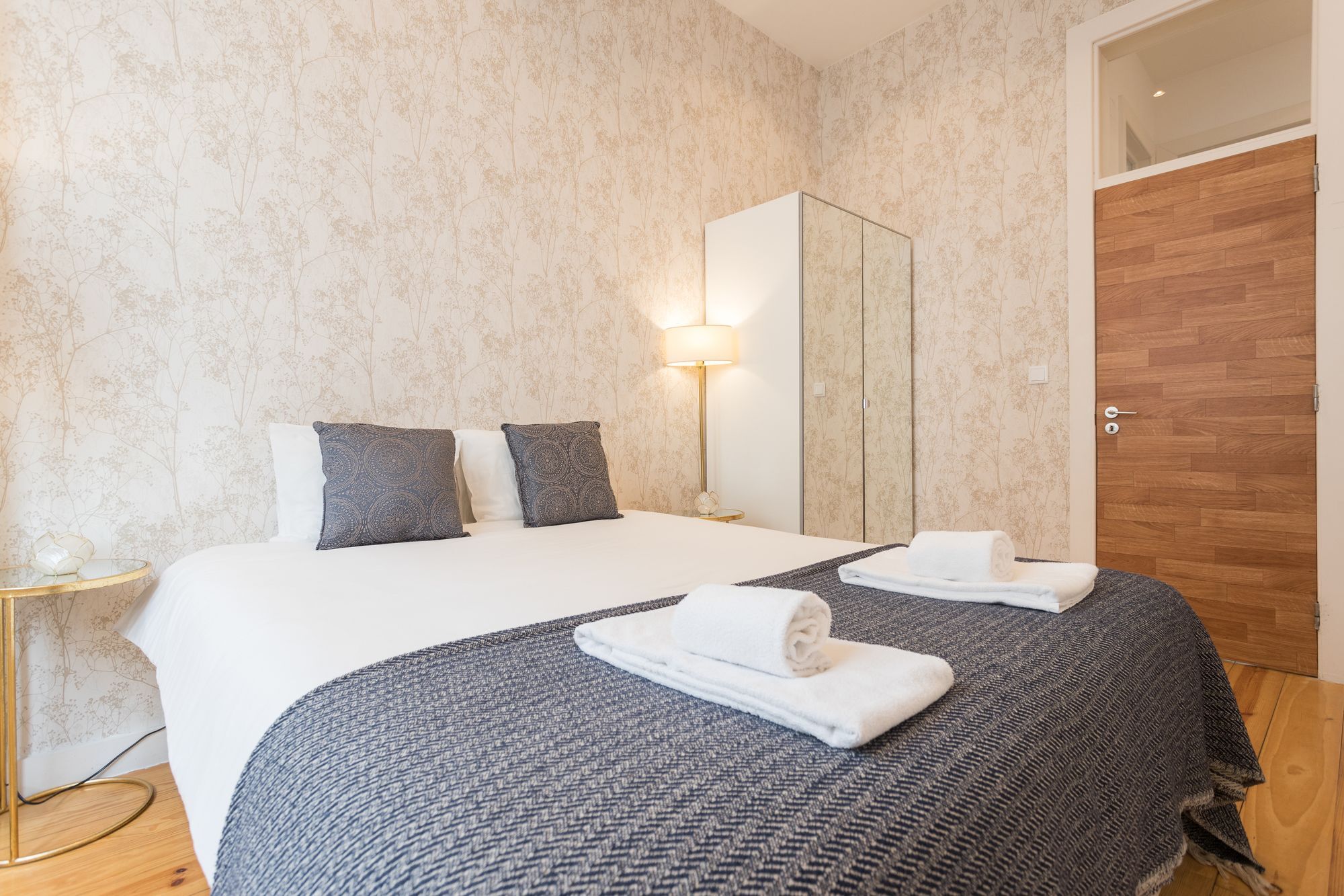 Modern Baixa By Lu Holidays Apartment Lisbon