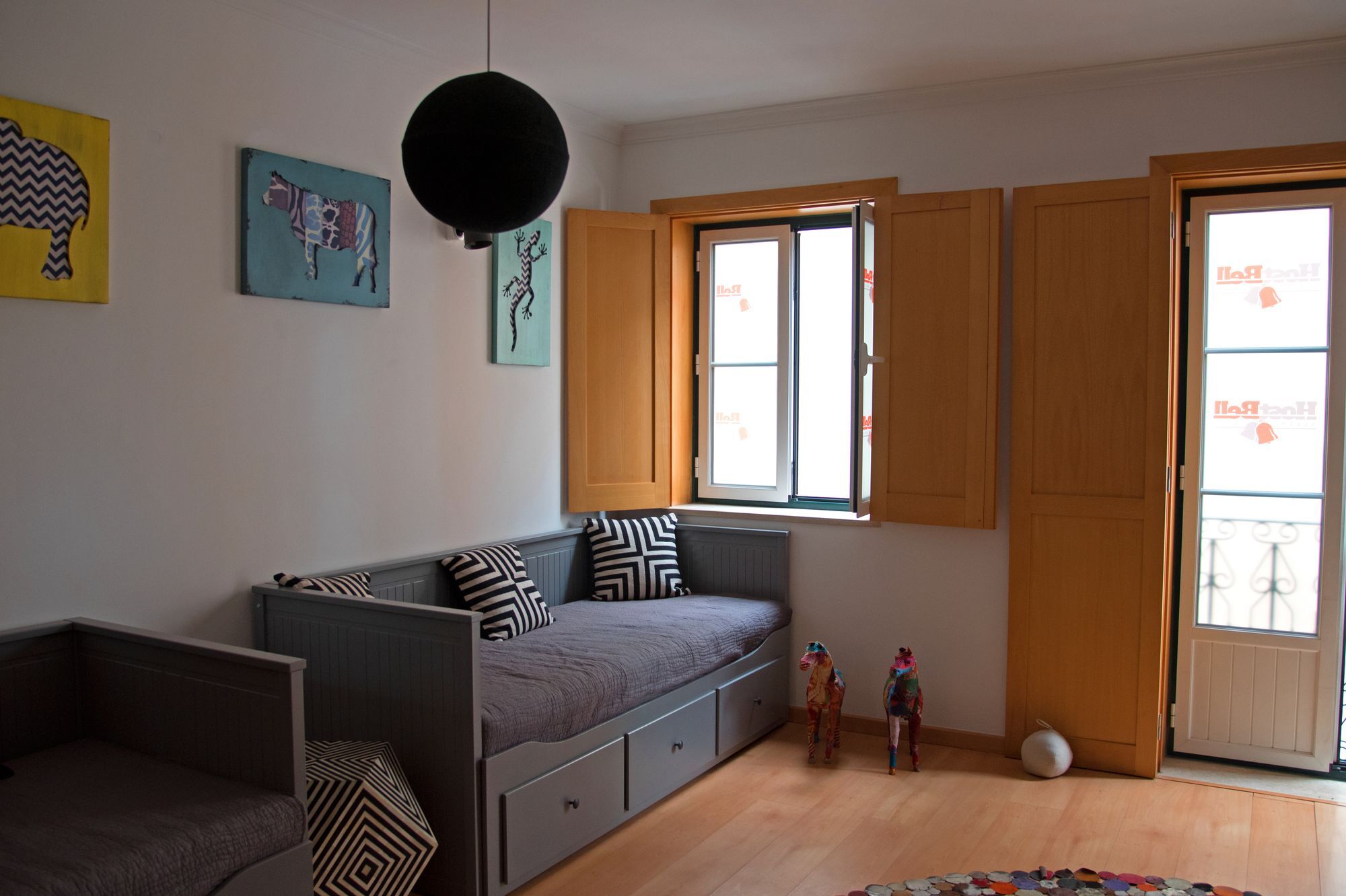 Hostel Host Bell Rooms&suites