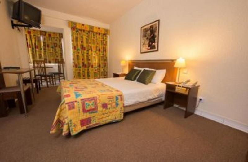 Hotel Holiday Express & - Principe Real By Ihg Lisbon