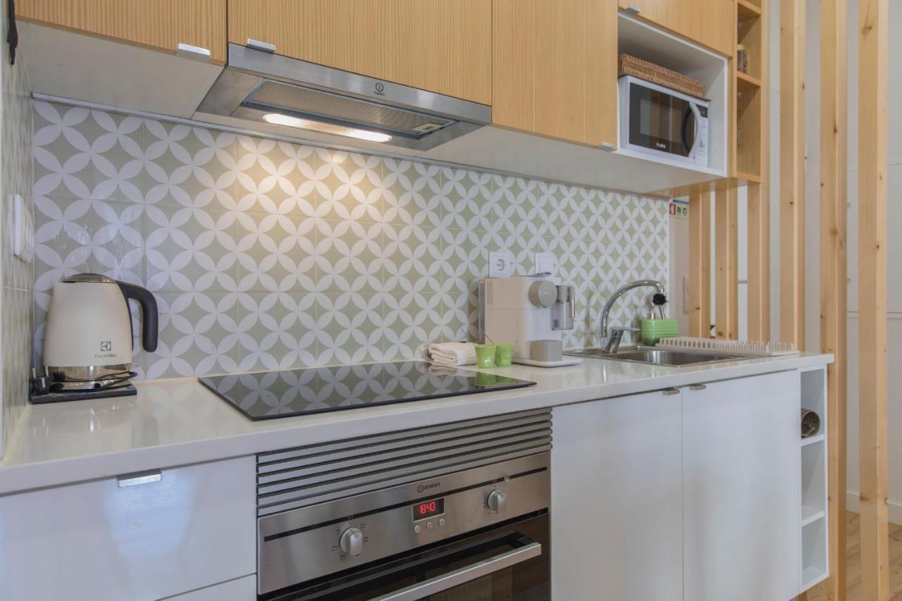 Lovelystay - Sunny Flat W/ Balcony Overseeing Graca And River Apartamento *