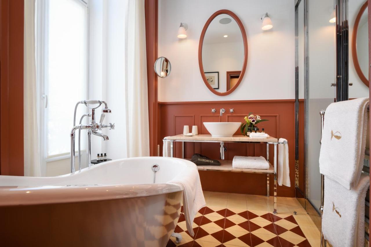 Bairro Alto Hotel 5*