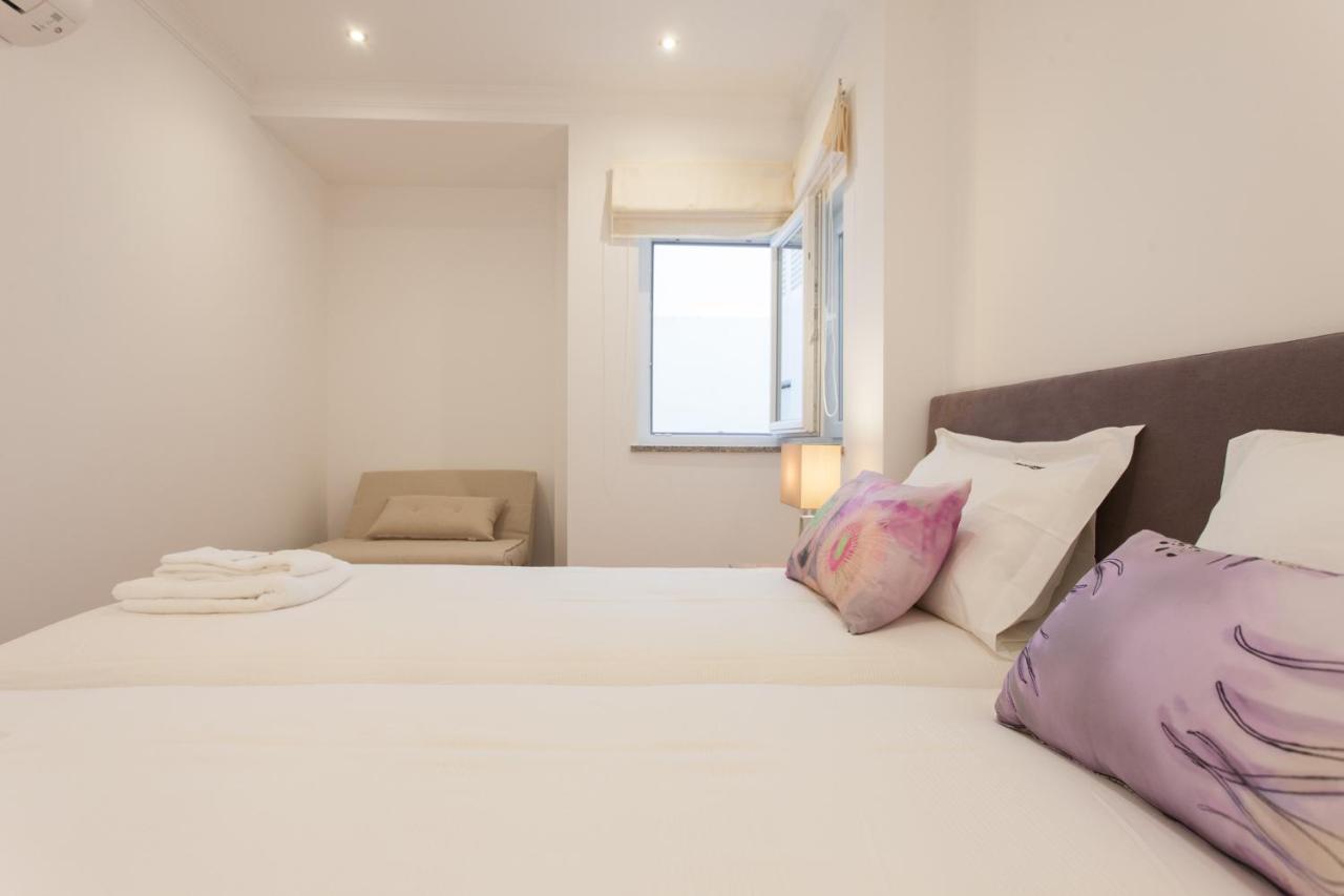 Apartment Feels Like S. Bento Luxus With Terrace Lisbon