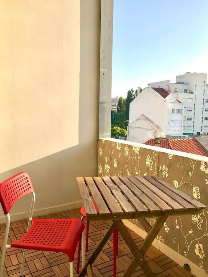 Apartment Luxury Part Of The - Modern With Airconditioning - Near Subway Lisbon