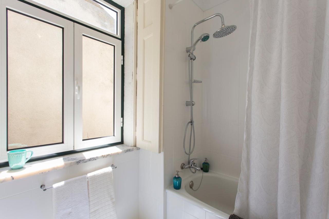Spacious Alfama Duplex, By Timecooler Lisbon