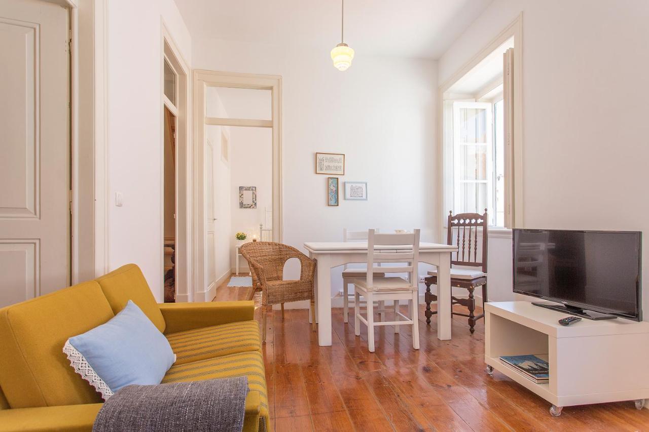 Spacious Alfama Duplex, By Timecooler Apartment