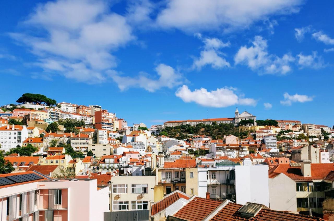 Amazing Downtown With Small Balcony With View Over The Castle