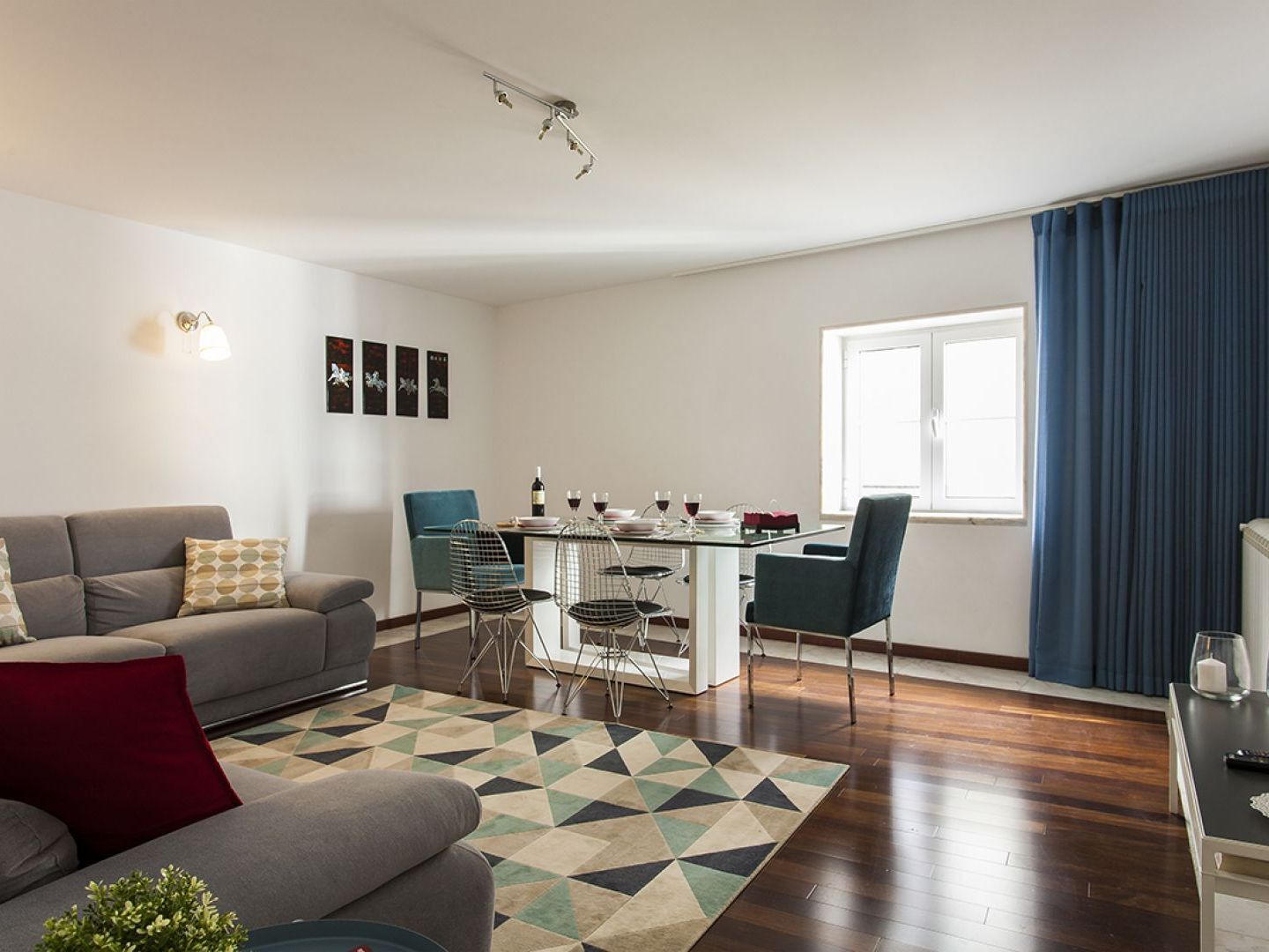 Chiado Patio Apartment Lisbon