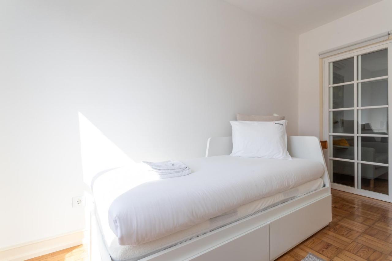 Flh Downtown Flat With Balcony Lisbon