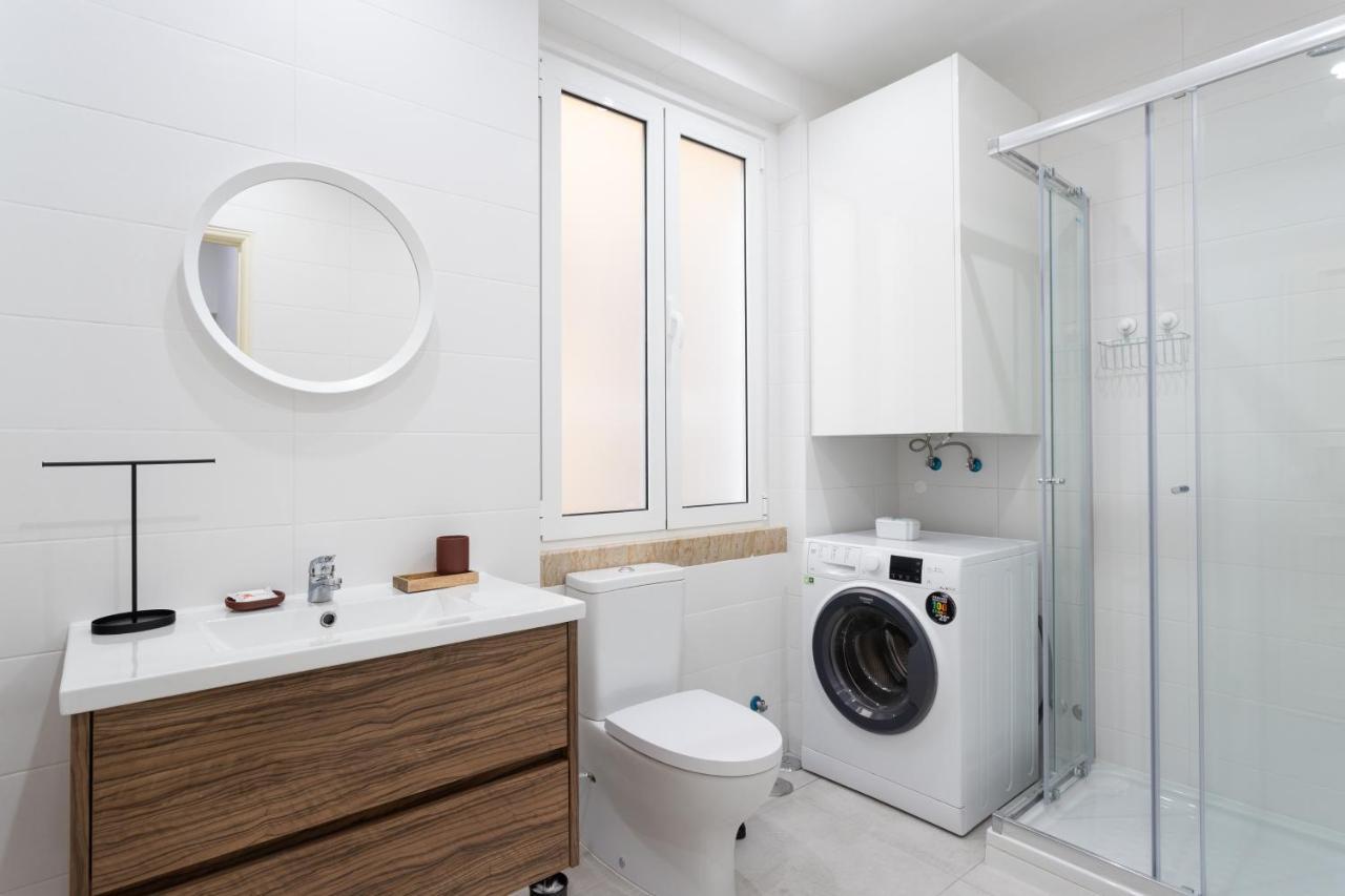 Flh Downtown Flat With Balcony * Lisbon