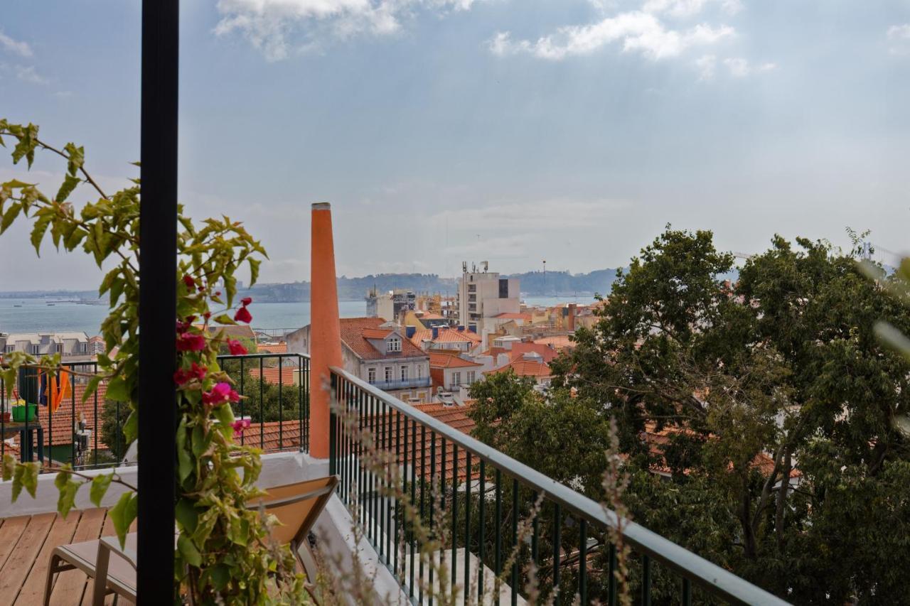 Boutique Chiado Duplex Apartment Lisbon