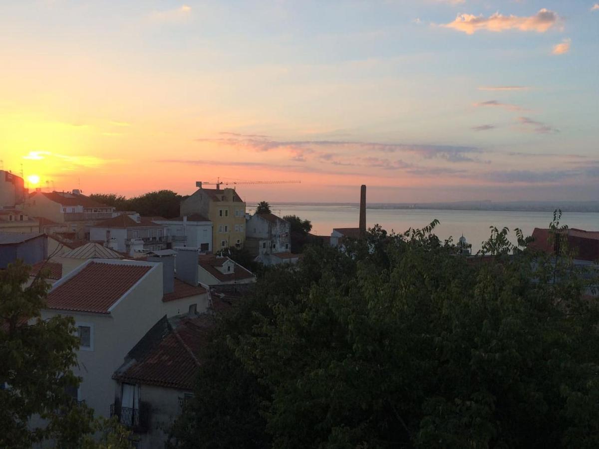 Alfama Chateau - Vue Exceptionelle - Charme - Calme Apartment Lisbon