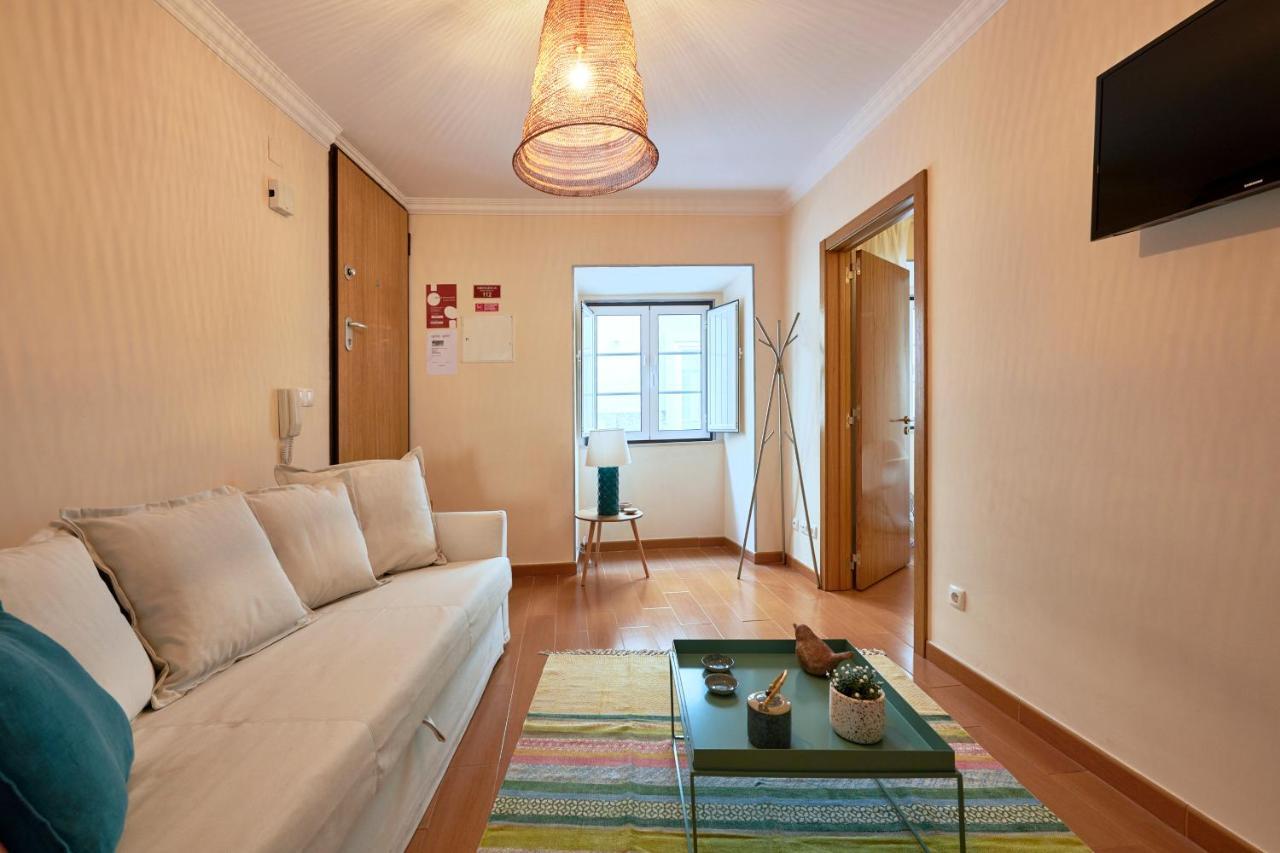 Spacious And Renovated With Amazing Patio, By Timecooler * Lisbon