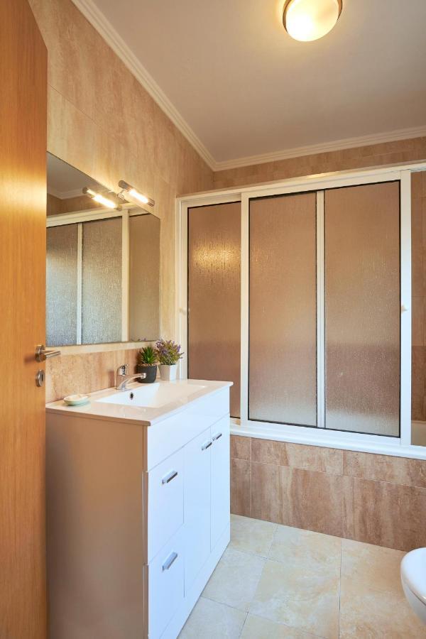 Spacious And Renovated With Amazing Patio, By Timecooler Apartment Lisbon