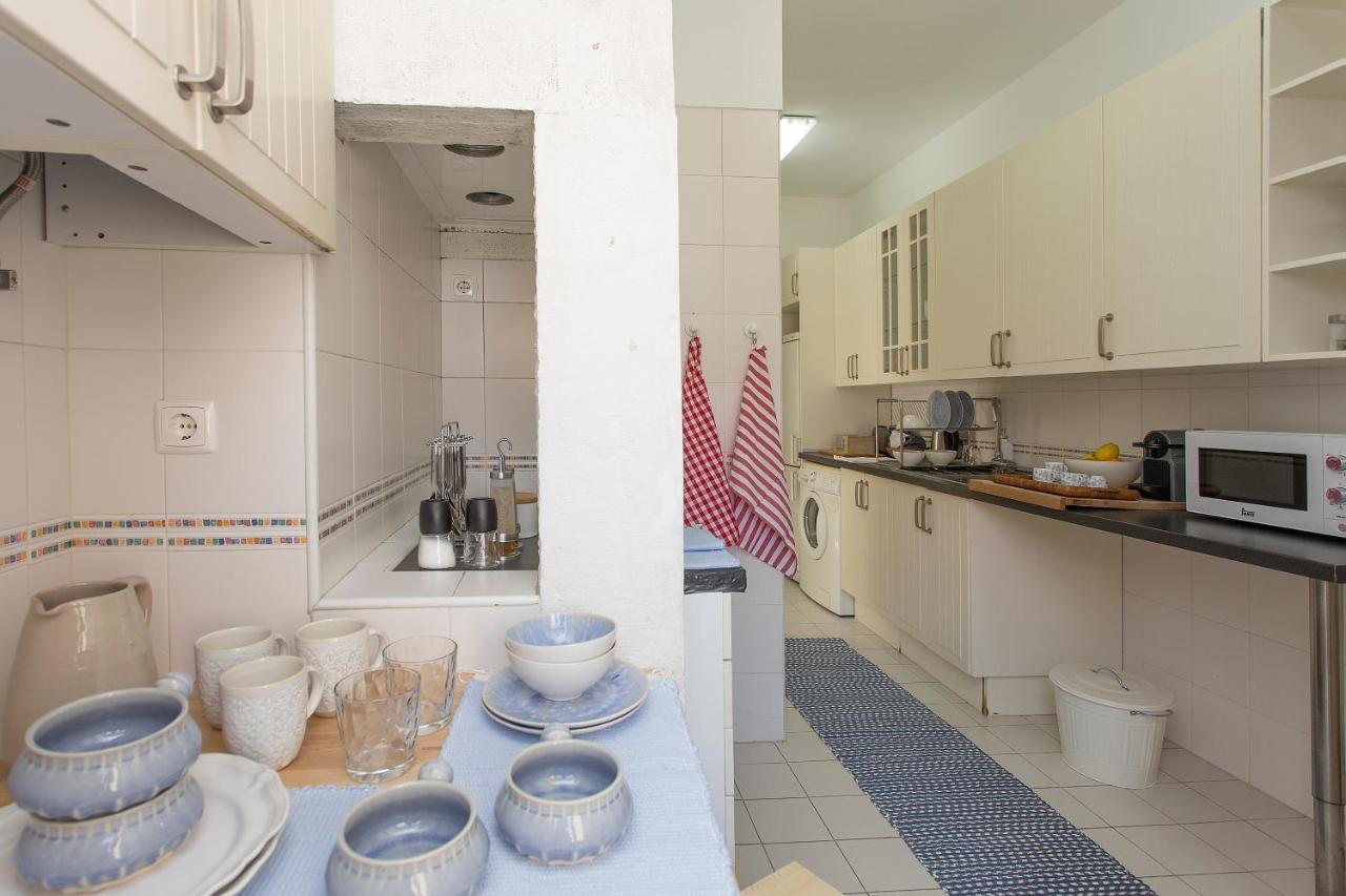 Spacious Alfama Duplex, By Timecooler * Lisbon