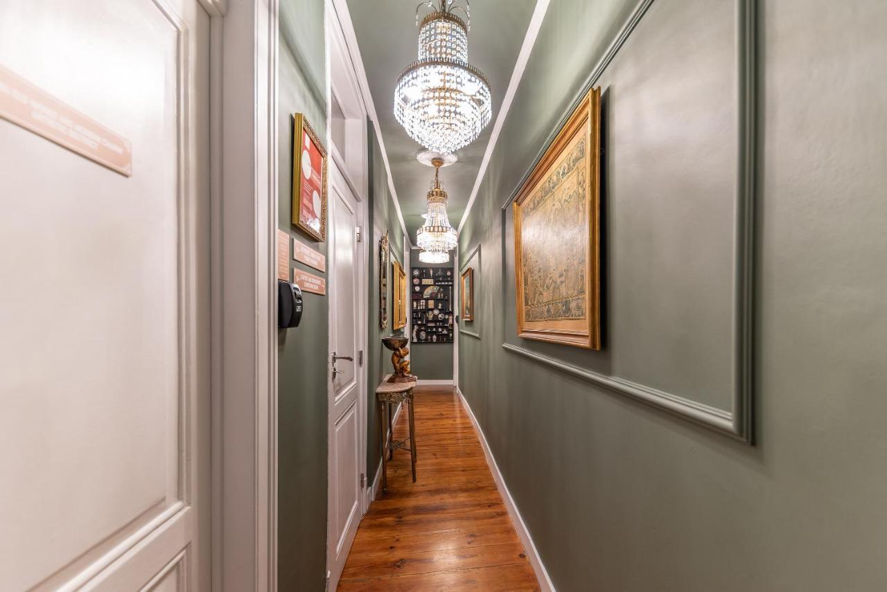 Portuguese Charm In Apartment *
