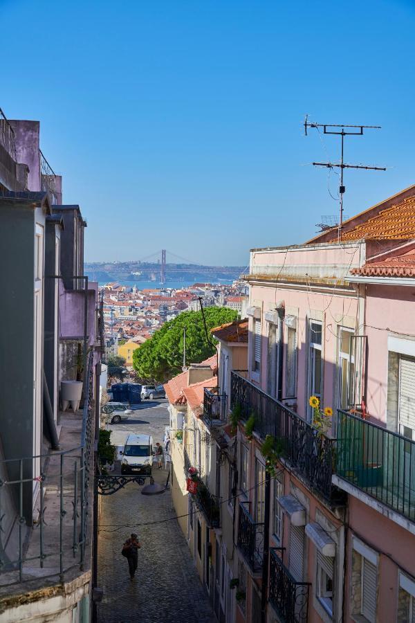 Apartment Elegant Riverview In Historical Lisbon