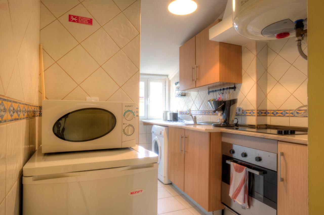 Downtown Santana Apartment Lisbon