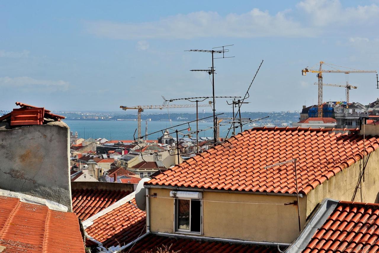 Downtown Santana * Lisbon