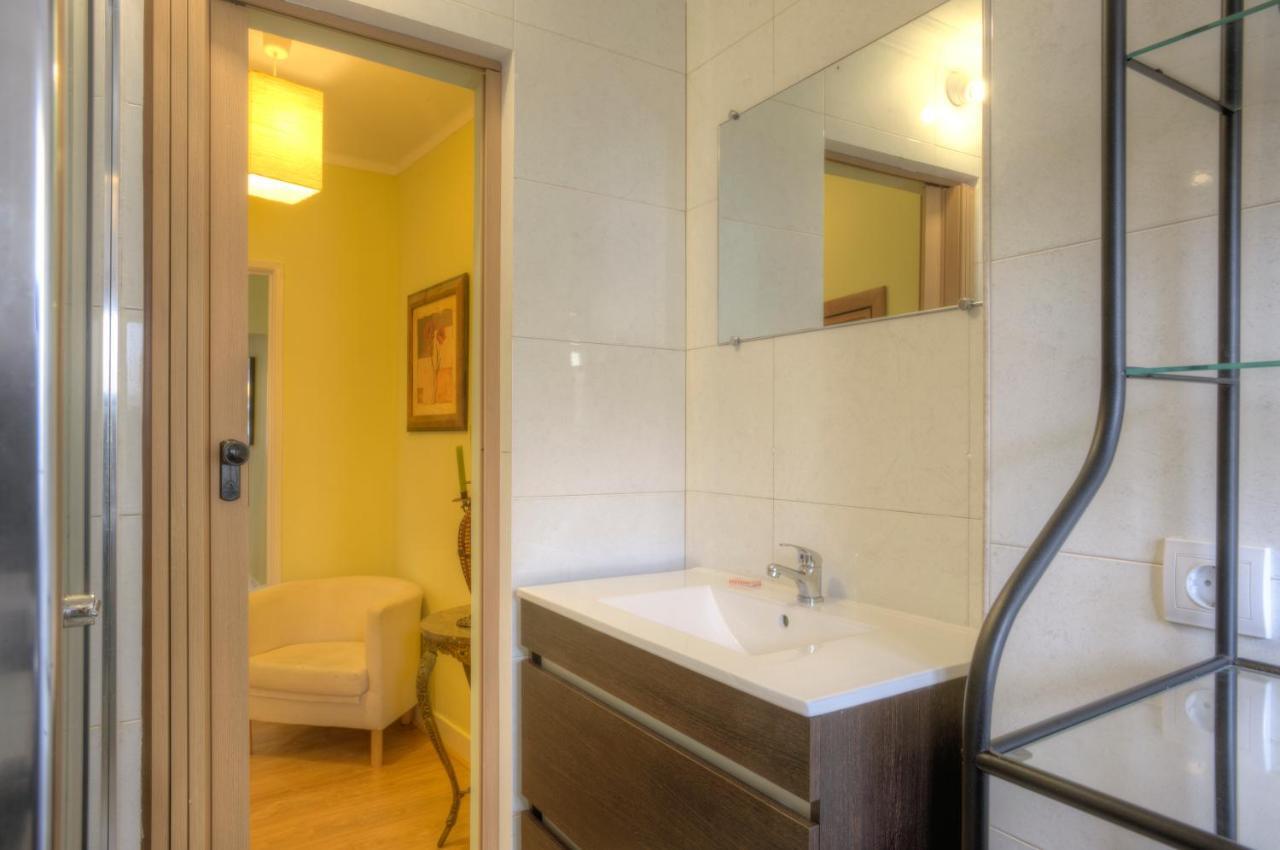 Downtown Santana Apartment Lisbon