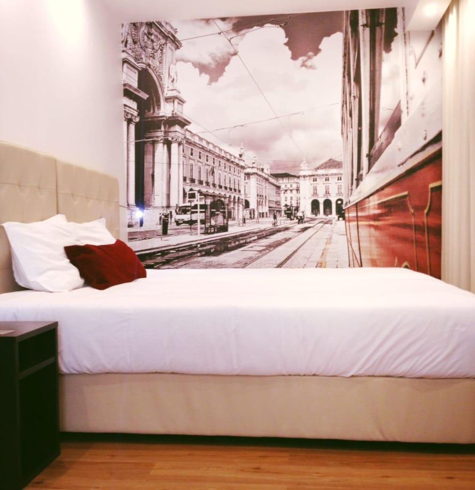 Aparthotel & By