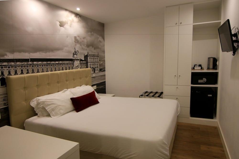 & By Aparthotel Lisbon