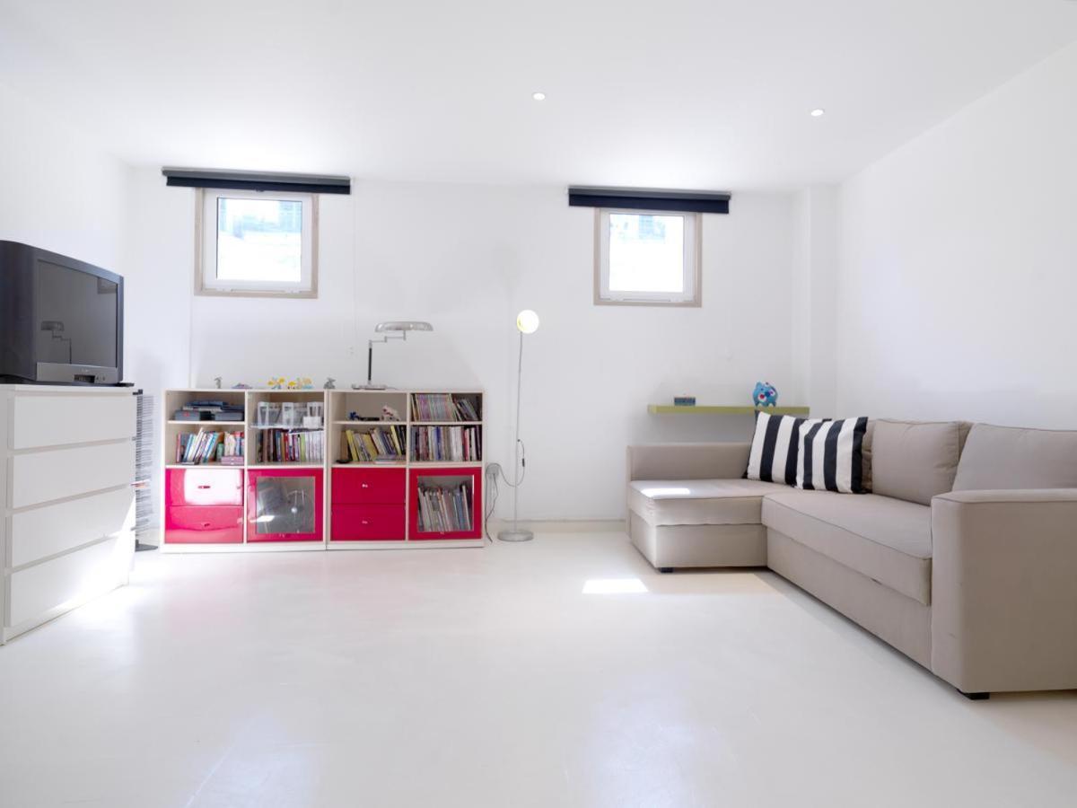 Apartment Flh - Restelo Spacious Duplex With View *
