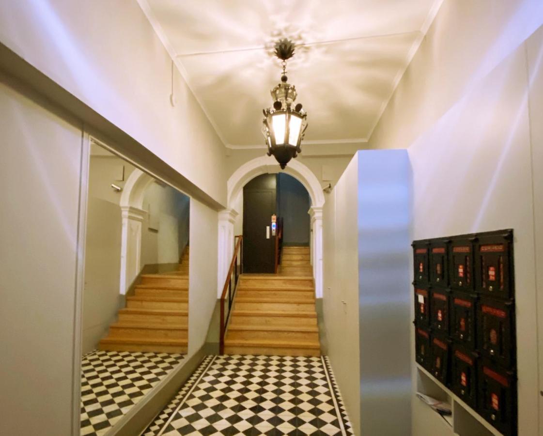 Historic Heart Luxury Apartment