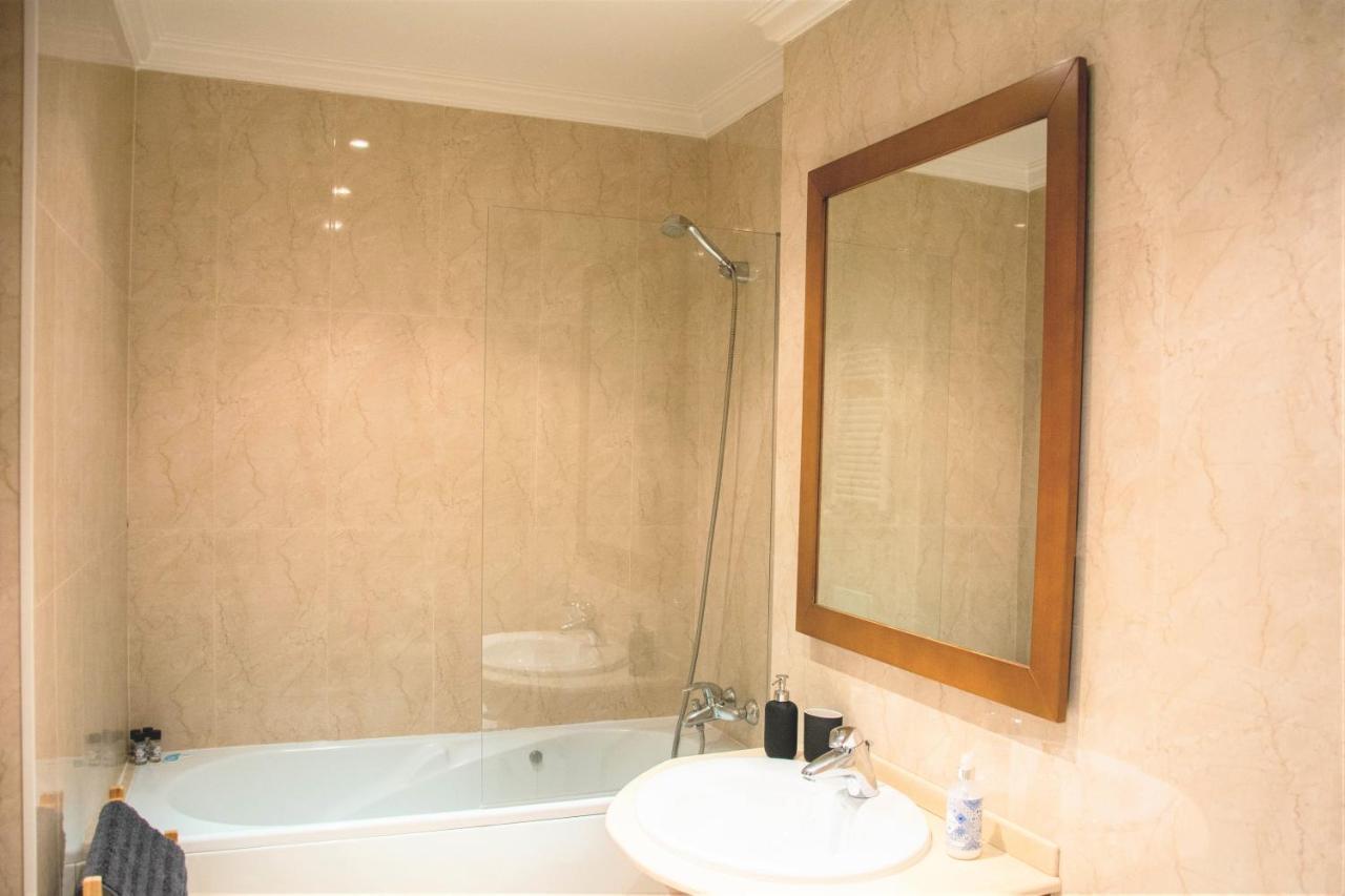Orient - Modern, Spacious And Sunny! By The River! Apartment Lisbon