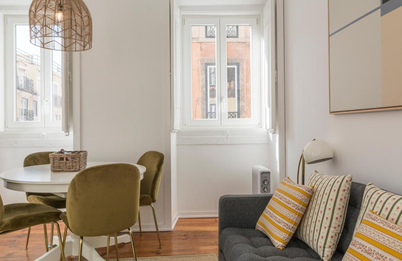Live Like A Local @ Casa Da Esquina - Wifi & A/c Apartment