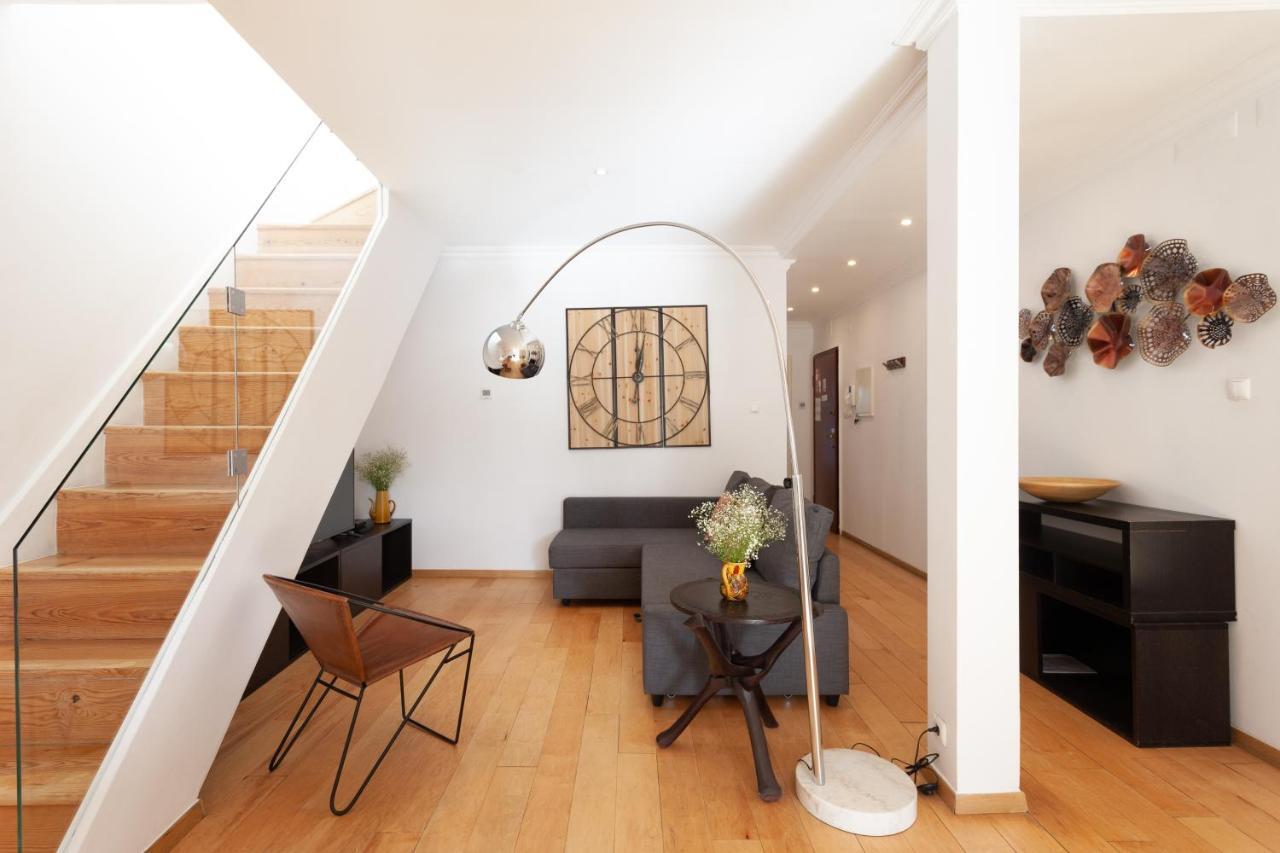 Liberty Penthouse Three-bedroom - By Lu Holidays Lisbon