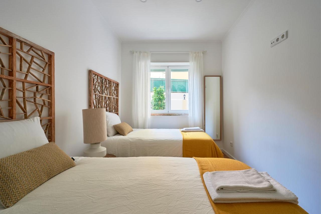 Belem Light Filled With Patio, By Timecooler Apartment