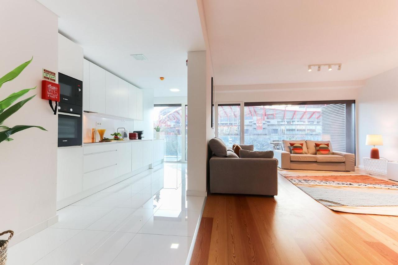 Benfica Lux Terrace By Homing Apartment
