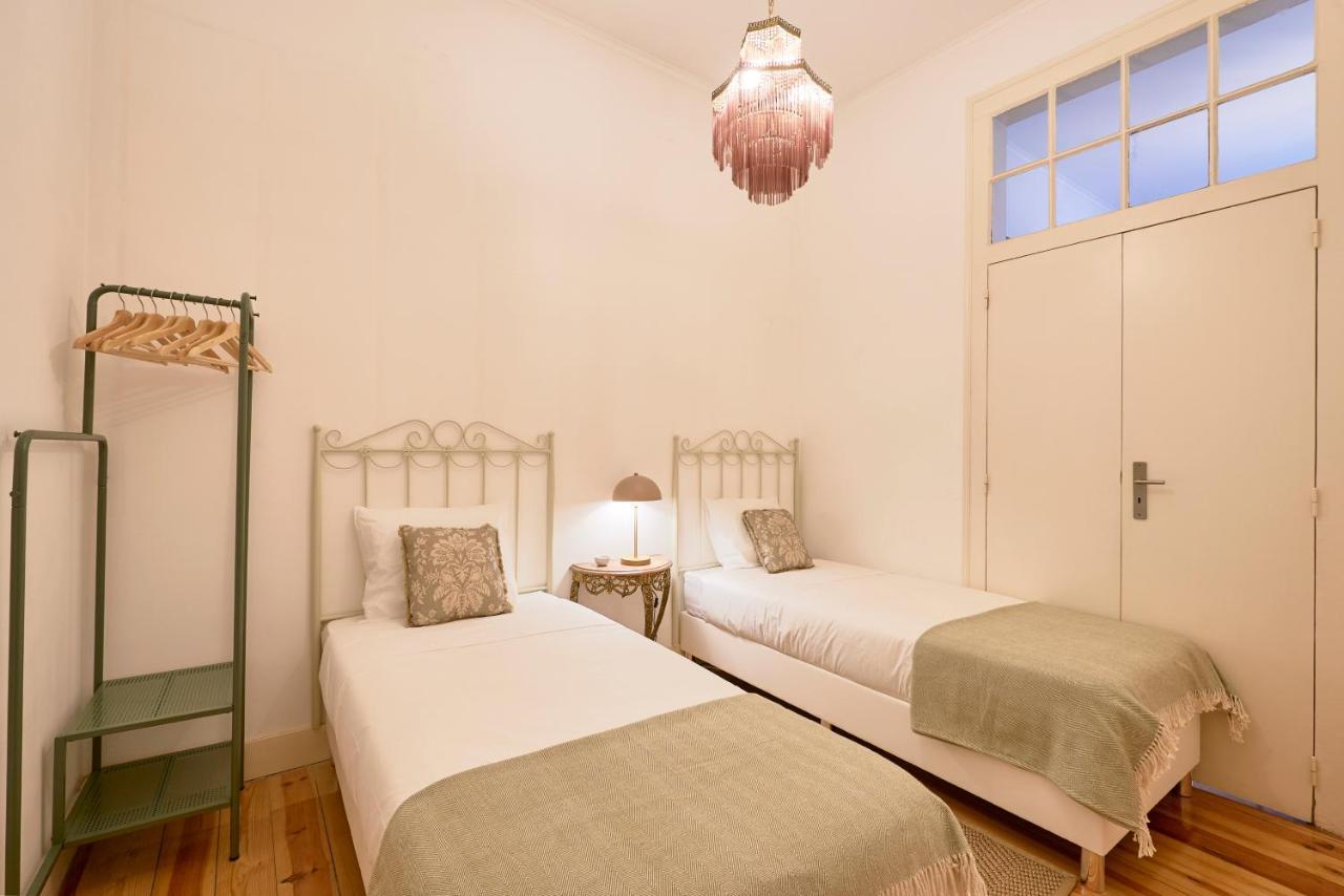 Apartment Spacious In The Perfect Location, By Timecooler *