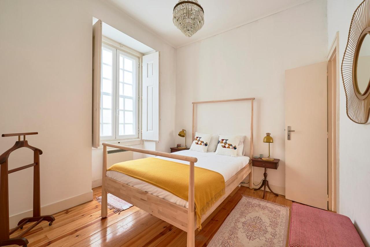Spacious In The Perfect Location, By Timecooler Apartment Lisbon