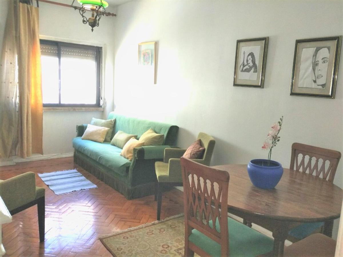Sabrosa's Flat * Lisbon