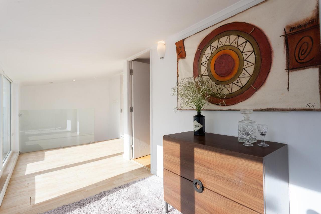 Liberty Penthouse Three-bedroom - By Lu Holidays * Lisbon