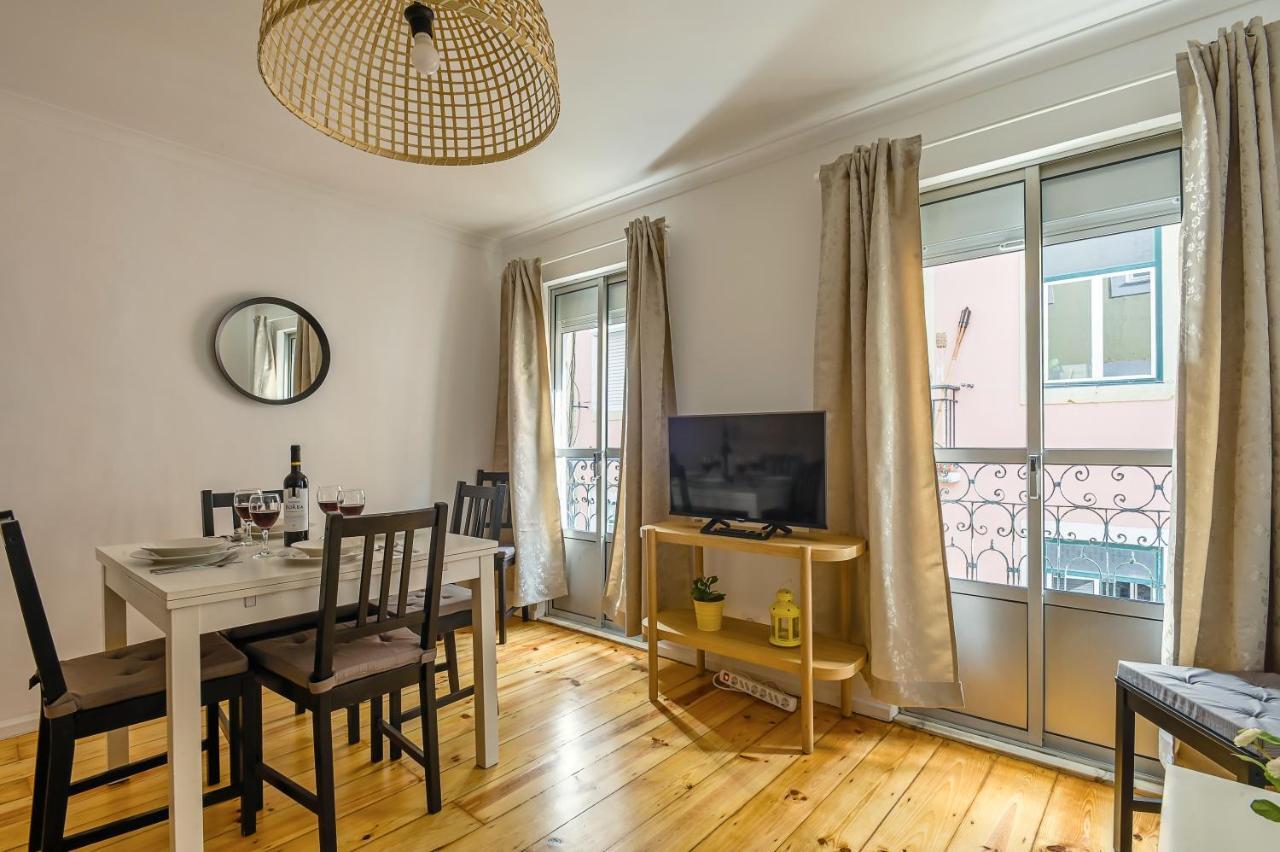 Apartment Downtown Santana Lisbon