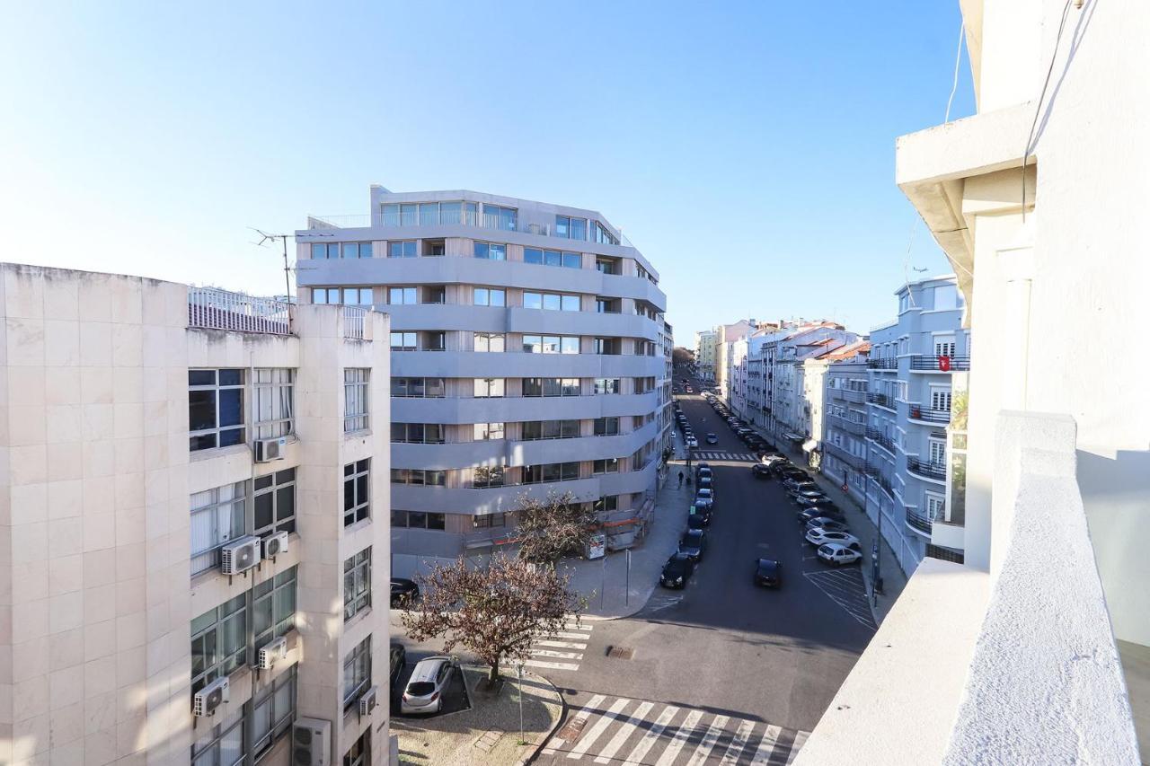 Marques De Pombal Duplex With Terrace By Homing Apartment