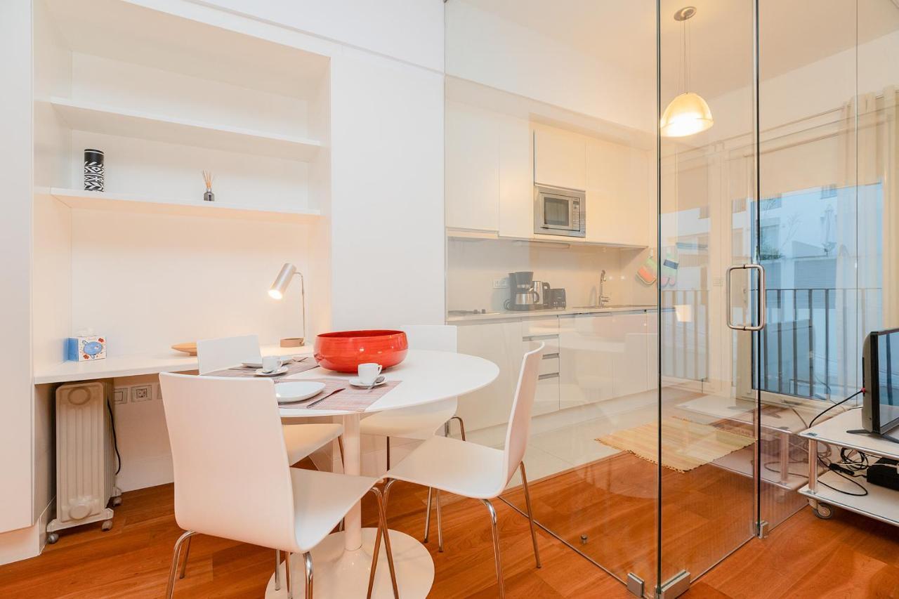 Warm Ample Space With Wall Beds * Lisbon