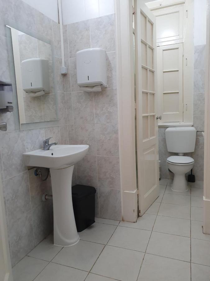 Midis - Local Accommodation Lisbon