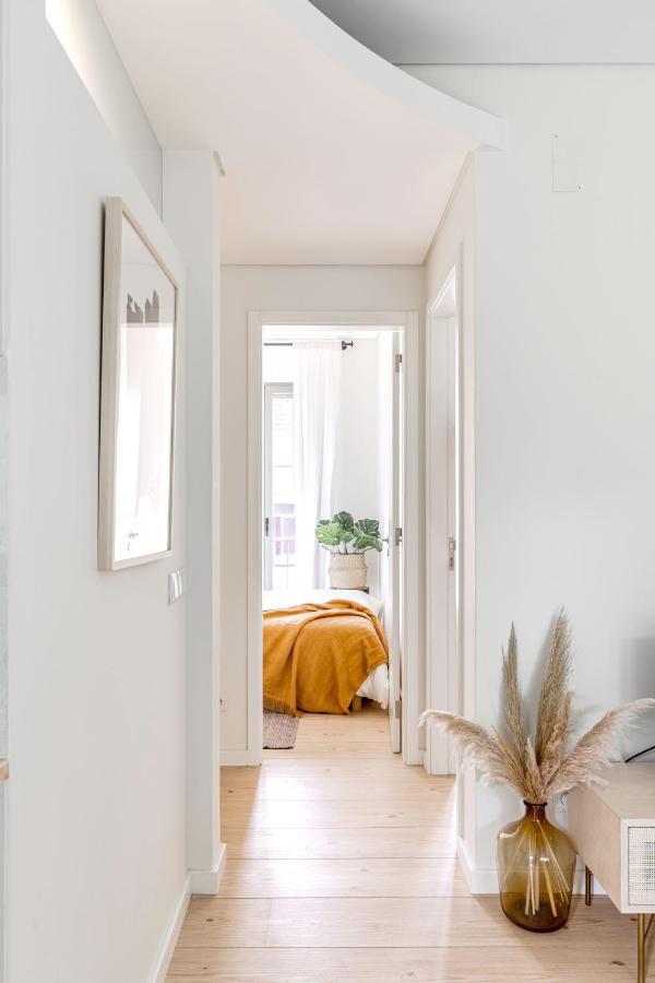 Apartment Casa Boma - Modern & Luminous With Balcony - Alcantara I Lisbon