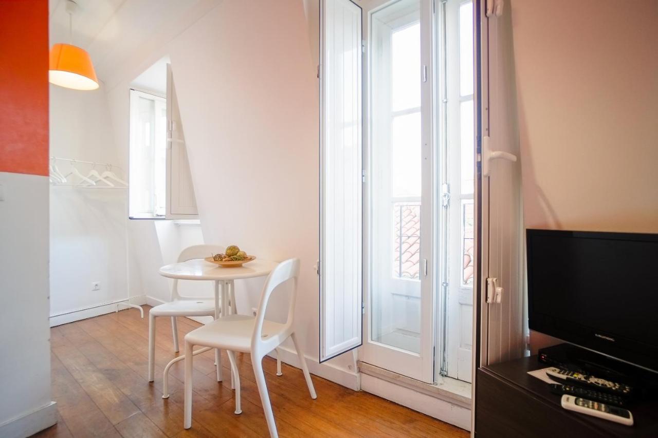 Apartment Alfama S. Pedro Typical Lisbon