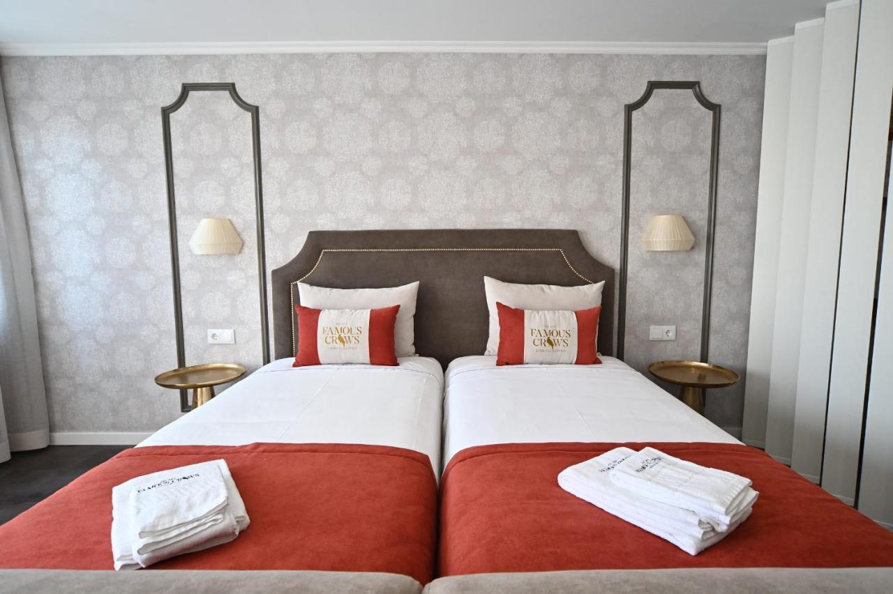 Famous Crows Guest house Lisbon